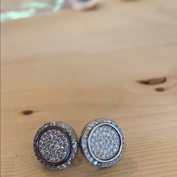 Earrings - Picture 2 of 3